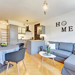  Apartment Motlawa - The Location
